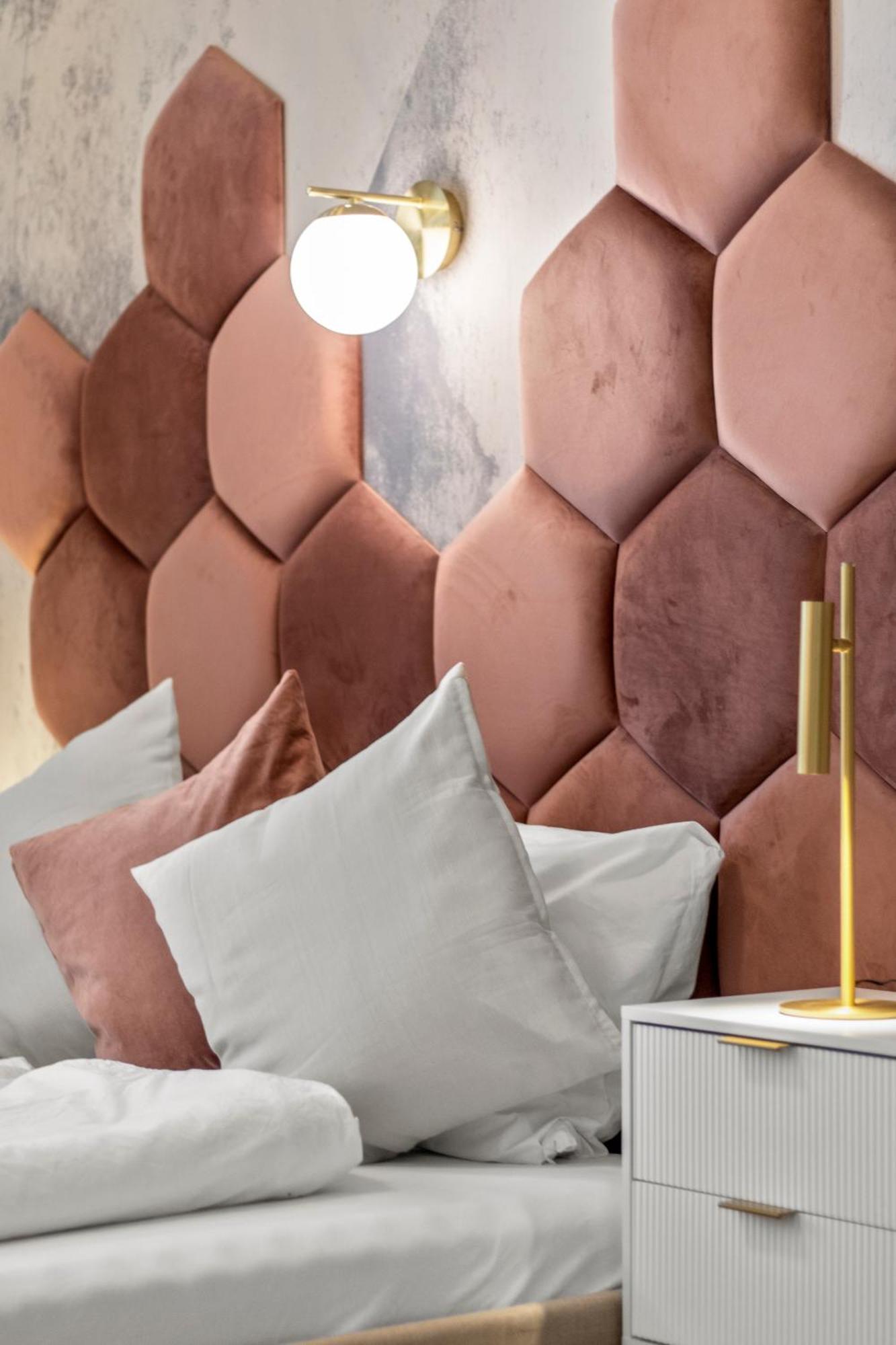 Hotel Designer Asaria *